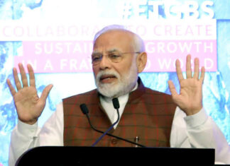 PM मोदी का अखिलेश पर हमला