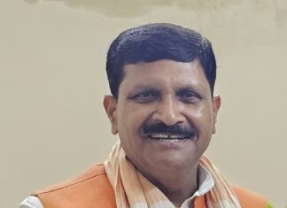 सीएम योगी से विधायक ने किया सूखा घोषित करने की मांग