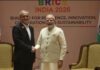 प्रधानमंत्री Narendra Modi और ईरान के राष्ट्रपति Masoud Pezeshkian 🇮🇷 ने ब्रिक्स शिखर सम्मेलन 2026 से इतर द्विपक्षीय बैठक किये